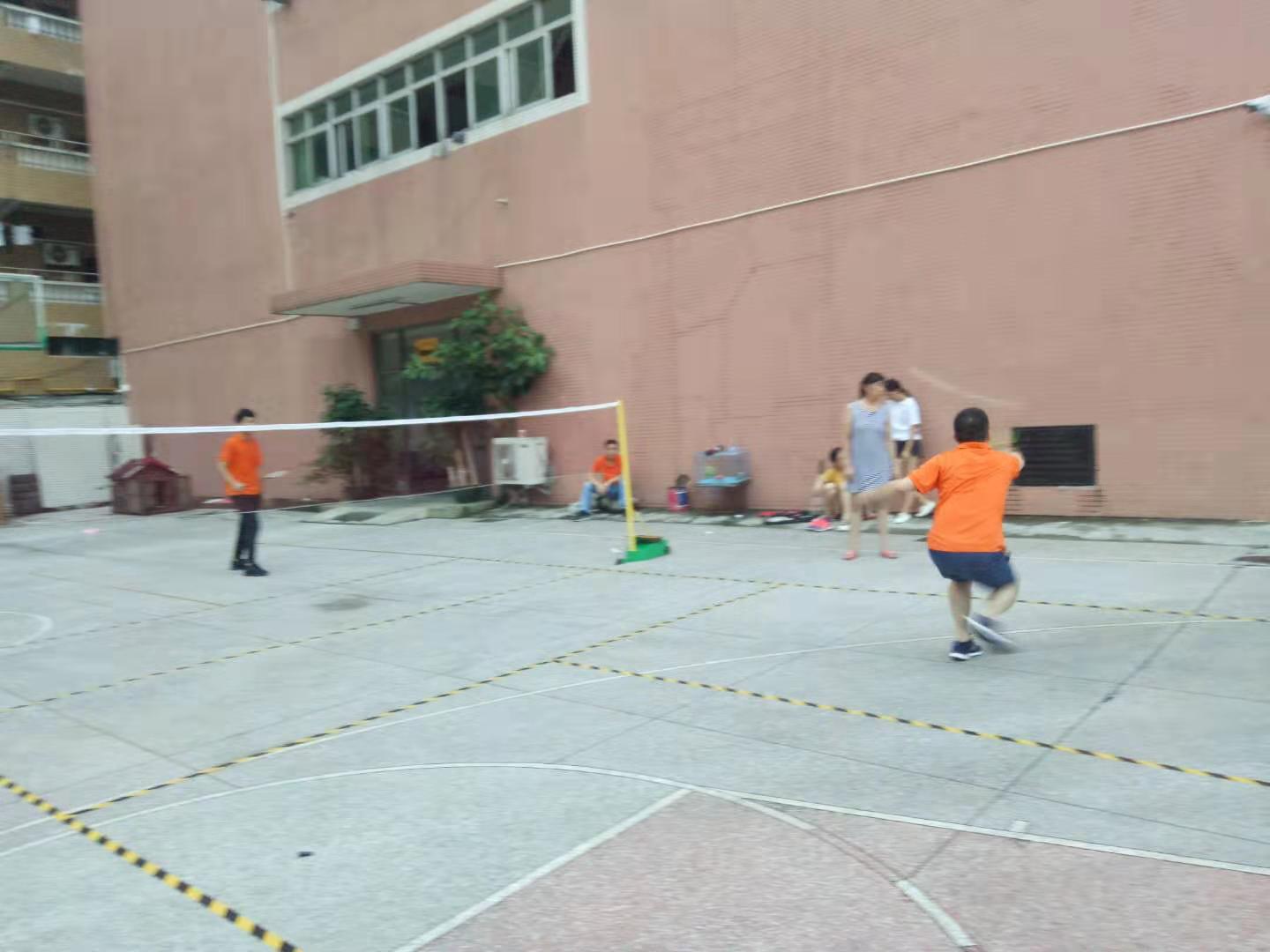羽毛球比赛